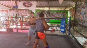 Подготовка к  бою против Легенды муай-тай Саенчая (Saenchai)