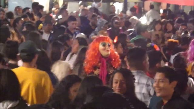 ビバ　メヒコ　死者の日　夜のオアハカ смотреть онлайн