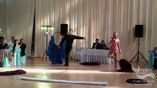 Заказать шоу моментальная трансформация костюмов на свадьбу, юбилей и корпоратив в Москве.