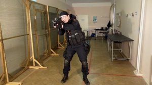 [Учебка. Индивидуальная подготовка] Положение оружия, удержание оружия, ТБ