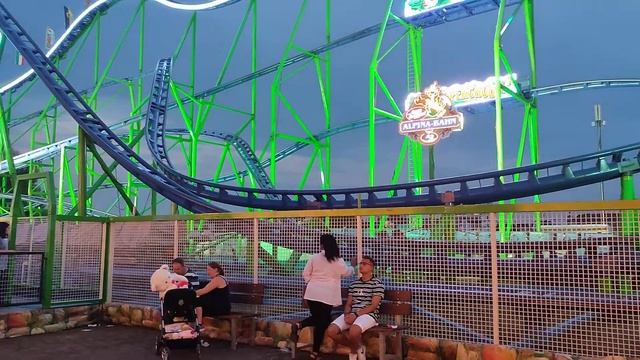 Аттракционы Kirmes Дюссельдорф Düsseldorf Германия Украина Беженцы2022