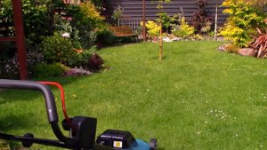Makita DLM382Z Cordless Mower Review and Unboxing