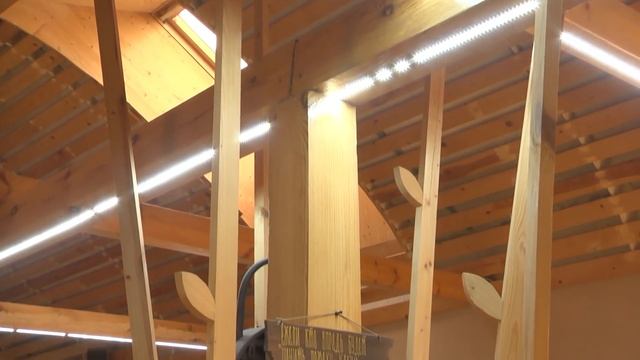 Технологии строительства экодома. Чем солома лучше клееного бруса? смотреть онлайн