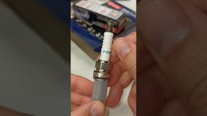 Свечи зажигания  Denso IRIDIUM SC16HR11 (3499)