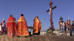 Установка поклонного Креста