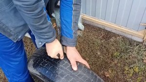 КАК ЗАКЛЕИТЬ КОЛЕСО(безкамерка) В ДОМАШНИХ УСЛОВИЯХ