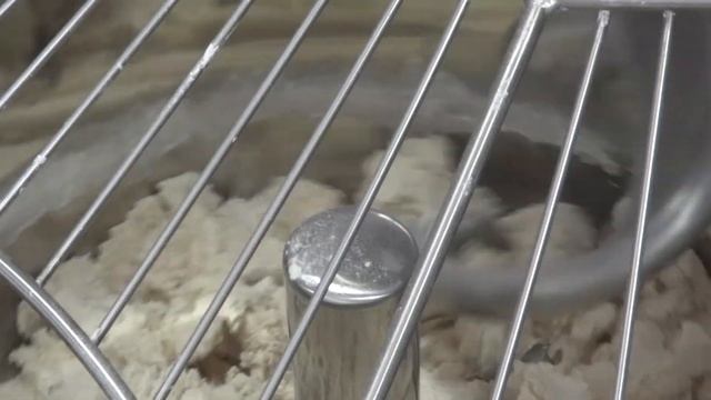 Spiral mixer - producing a low hydrated dough
