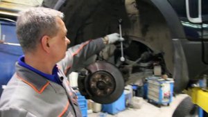 OPEL ANTARA 2010г бензин 3,2 литра АКПП пробег 75 тыс. Ремонт ходовой части по нашим рекомендациям.