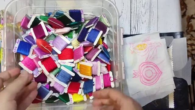 Хранение ниток мулине / как быстро перемотать нитки / вышивка для начинающих