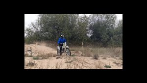 Прыгнул через скутер на K1.