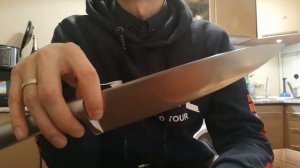 Нож Tefal шеф на кухню))