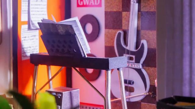 DG13 Миниатюрный дом Студия Кевина смотреть онлайн