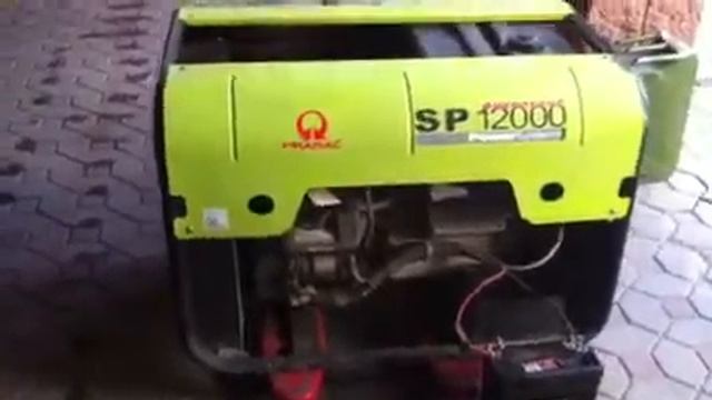 Работа бензинового генератора Pramac SP12000 (Италия, 10 кВт, 3 фазы)
