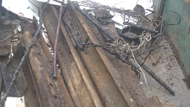 В поисках металлолома на "ЖЕЛЕЗНОМ" берегу. Старый леспромхоз снова радует! смотреть онлайн