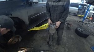 Mercedes Benz GL 500 замена пневмобаллона