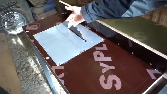 Циркулярный стол из ручной циркулярной пилы своими руками смотреть онлайн