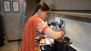 Кулинарный мастер-класс на "Delhi базар". Готовим индийский плов бирьяни .