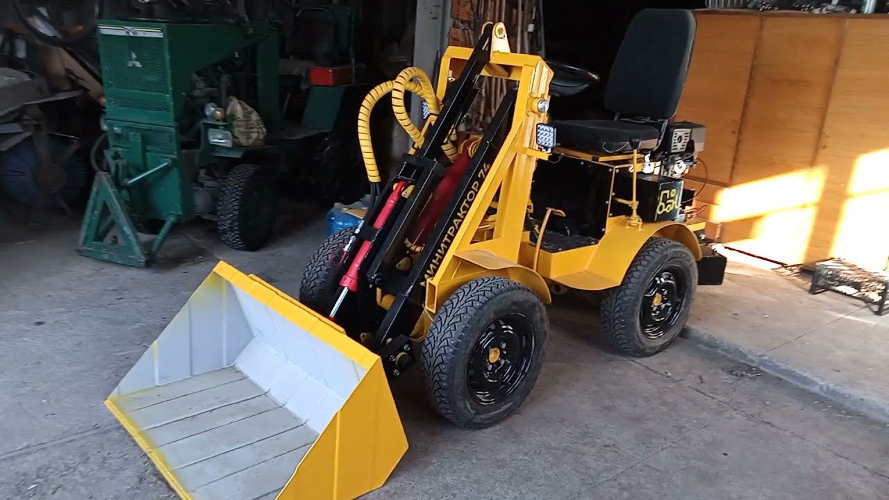 Погрузка и отправка МИНИ ПОГРУЗЧИКА клиенту из ЕКАТЕРИНБУРГА смотреть онлайн