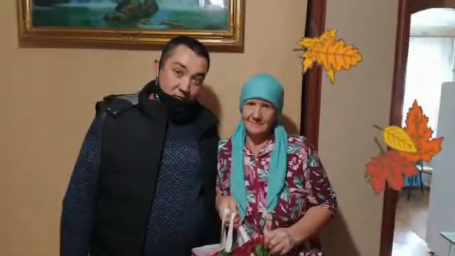 Коллектив редакции "Авыл офыклары" отправился к ветеранам редакции чтобы поздравить их с праздником смотреть онлайн