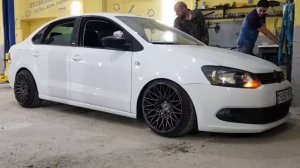 Пневма поло седан