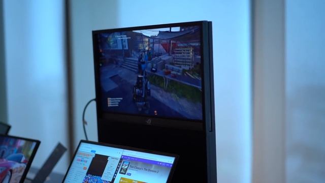 Это не планшет - Asus Rog Strix XG17 240Hz смотреть онлайн