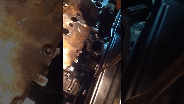 ваз 2114 16 клапанный, как снять/одеть впускной коллектор смотреть онлайн