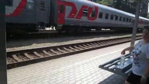 Саратов-Москва Или Волгоград-Адлер Прибытие на Станцию Лоо СКЖД