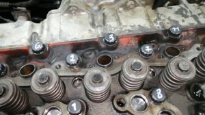 Замена прокладки ГБЦ HINO H07 на кране TADANO TR-160 ?️