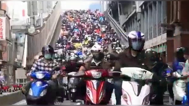 Съезд Азиатских байкеров смотреть онлайн