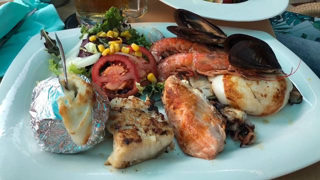 Маленькое путешествие по Пальма де Майорка смотреть онлайн