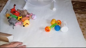 Игрушки для ежика. Какие можно?
