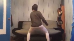 Вот это попа:-):-)