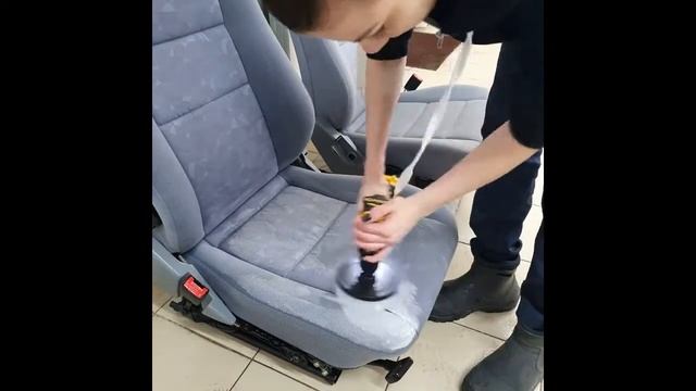 Химчистка сидений с помощью шуруповерта смотреть онлайн