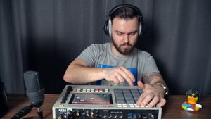 СЭМПЛИРОВАНИЕ С ВИНИЛА НА Akai MPC Live / One / X | Сэмплированный бит, MPC chopping samples, 0+