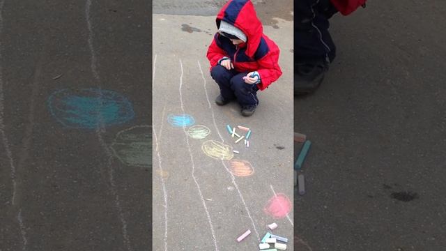 Рисует ноты смотреть онлайн