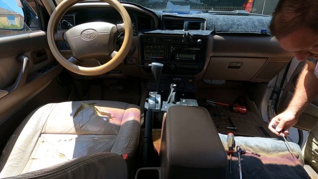 Awesome New Shifter Console | Project 80 Series Toyota Land Cruiser Ep.6 смотреть онлайн