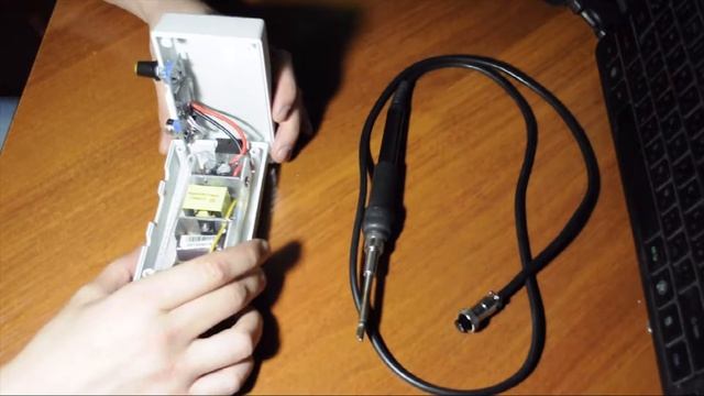 Мини паяльная станция на картриджах Hakko 12T смотреть онлайн