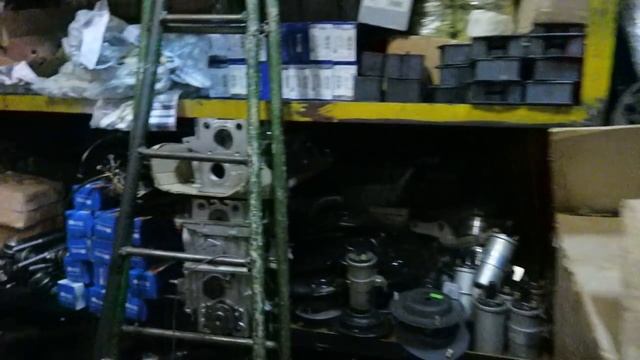 Склад Советских автозапчастей на Москвичи (401, 407, 412, 2125, 2140, 2141