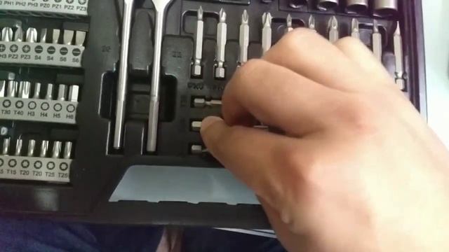 Kit brocas e bits Bosch (maleta) 103 peças смотреть онлайн