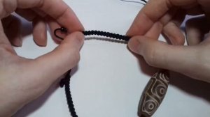 Браслеты с бусинами Дзи на плетении "шамбала"