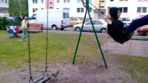 сальто с качелей