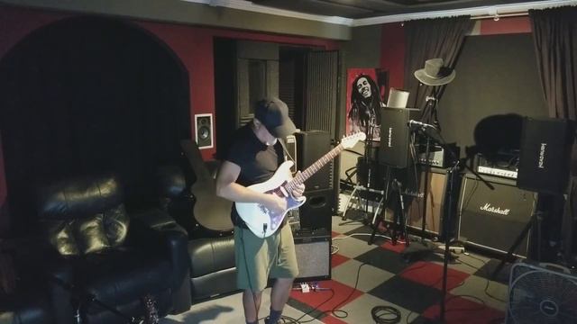 Fractal AX8 -Going for it F#minor Improv смотреть онлайн