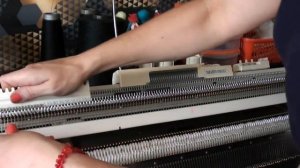 Юбка резинка на любой вязальной машине двухфонтурной.Для начинающих.От рассчета до готовой юбки.