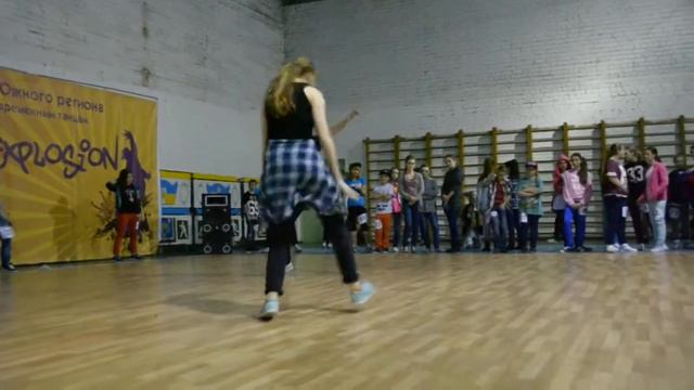 Urban Vibes DANCE SCHOOL (Херсон) /Stacy.Lera(Hip-Hop) /Dance Explosion 2015 смотреть онлайн
