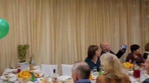 букет из воздушных шариков - поздравление от родных!