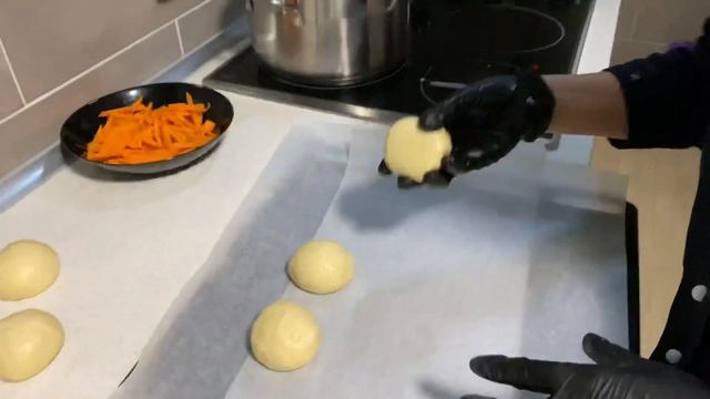 БОРЩ с ПАМПУШКАМИ!))) ЛИЗА ГОТОВИТ! Выпуск 11. смотреть онлайн