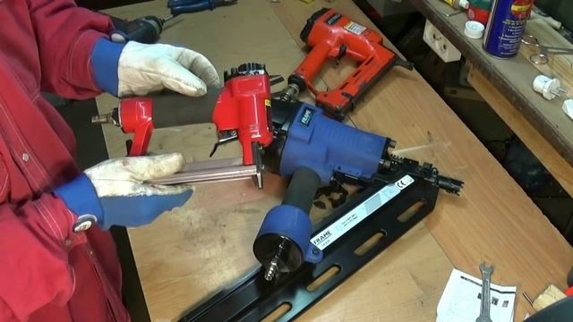 "Ставим точки над Ё" Или устройство степлера. смотреть онлайн