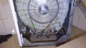 Как работает стиральная машинка Whirlpool 6415 / How the Whirlpool 6415 washing machine works