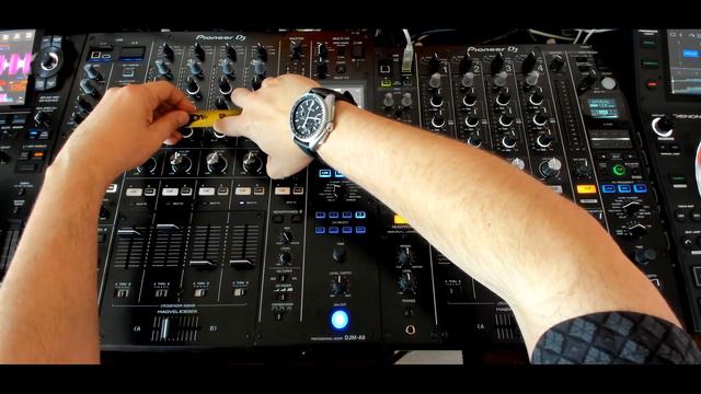 Pioneer DJ DJM A9 vs DJM 900 Nexus 2 - Should you upgrade ? смотреть онлайн