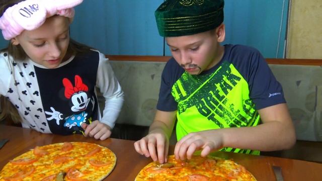 DIY | ГОТОВИМ ПИЦЦУ ДОМА СВОИМИ РУКАМИ | как приготовить пиццу? | HOW TO COOK PIZZA? смотреть онлайн